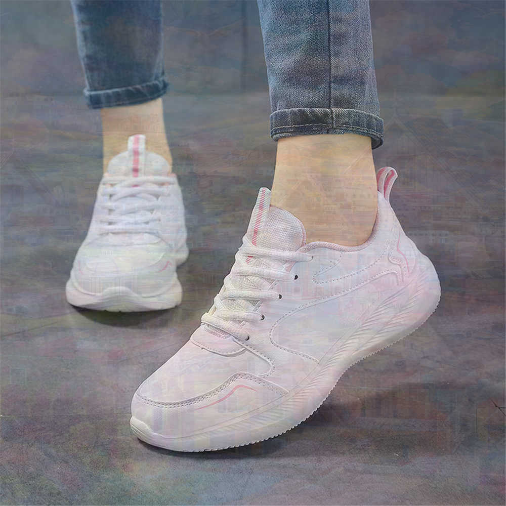 Luxury Lifestyle Grooming - Size 44 Low Retro Shoes Man